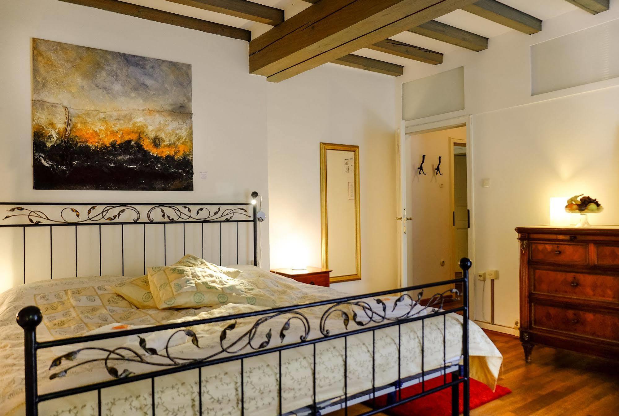 Rhein River Guesthouse - Direkt Am Rhein เลเวอร์คูเซน ภายนอก รูปภาพ
